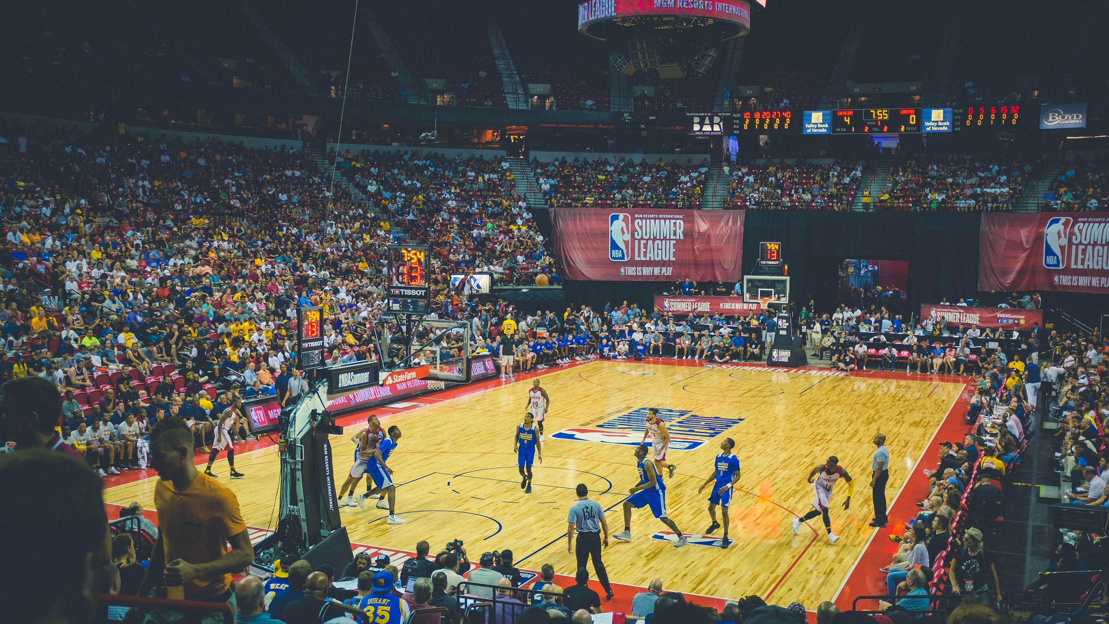 绝境中的自我救赎，拉梅洛的致命一击助马刺险胜广东队