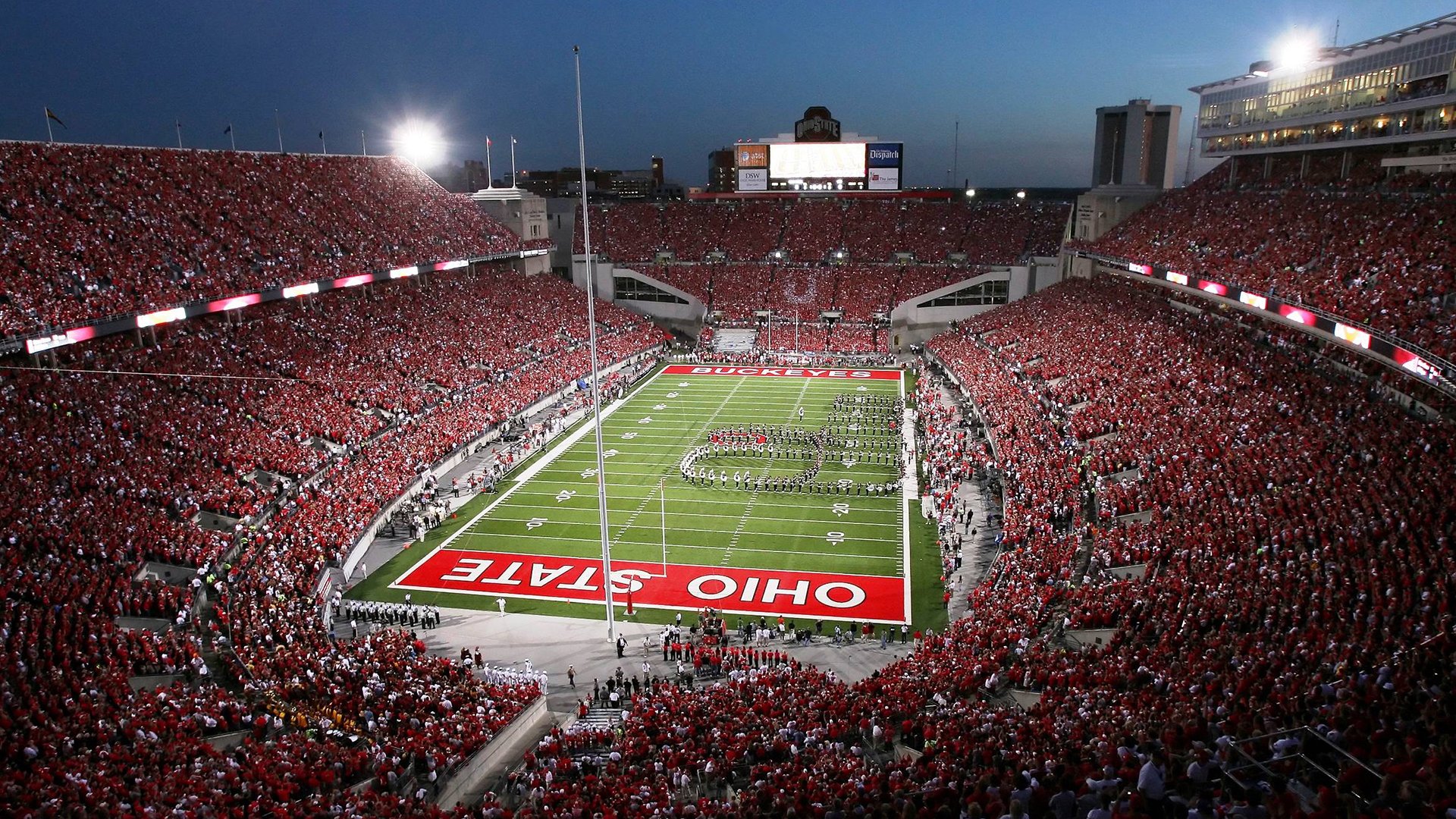 库里表现堪称教科书，独行侠粉碎黄蜂，一场战术与意志的较量