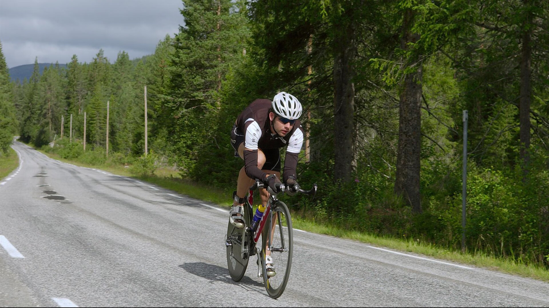 开云网页版-北欧神话终结者，伊萨克欧冠半决赛接管比赛，拜仁稳稳拿下芬兰悬念