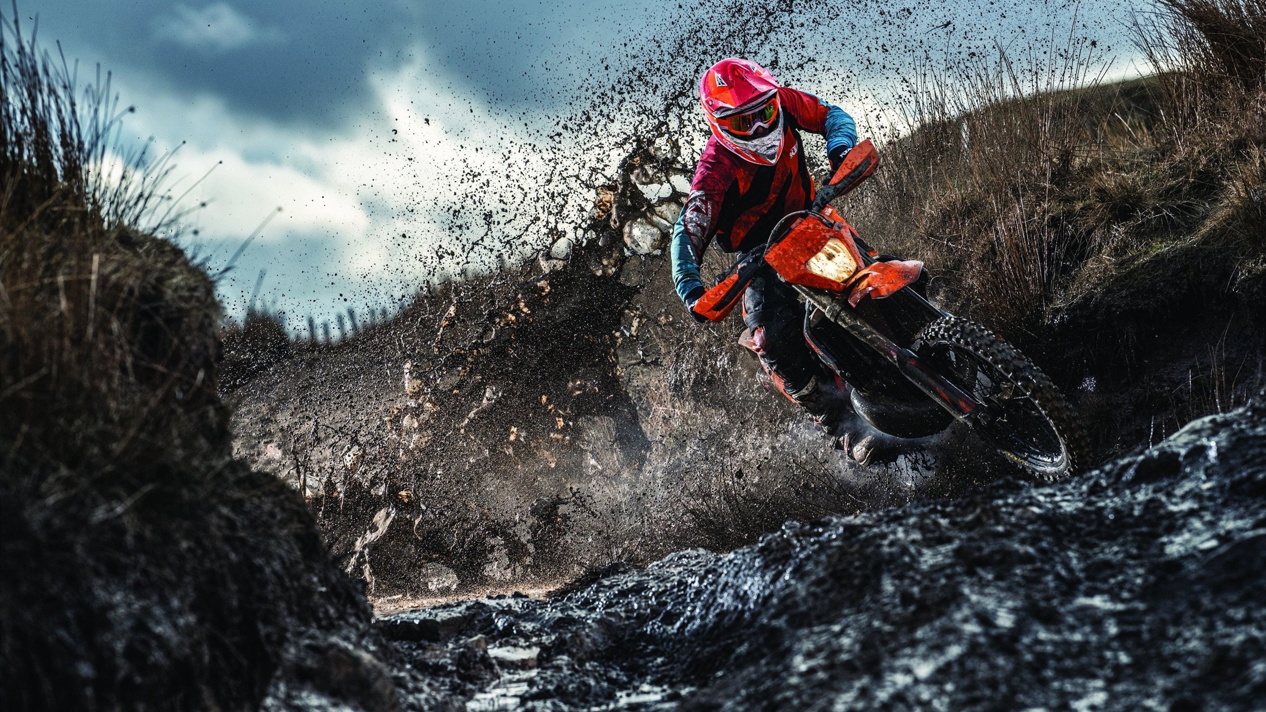 墨西哥封锁瑞典，特奥关键战不手软，战术博弈下的生死较量